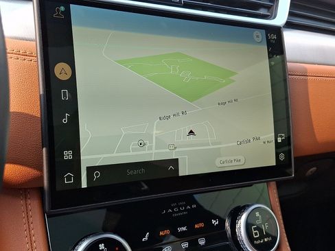 Used 2024 Jaguar F-PACE R-Dynamic S AWD/4WD image 17
