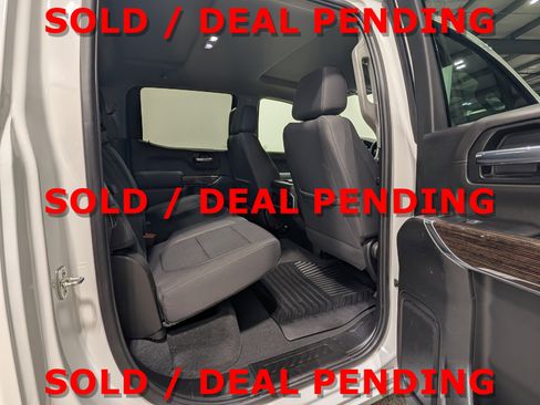 Used 2022 GMC Sierra 1500 Elevation image 18