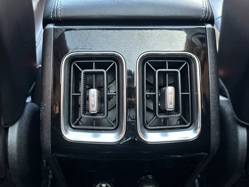 Certified 2023 Kia Sorento SX AWD/4WD image 17