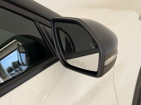 New 2026 Ford Explorer Platinum image 21