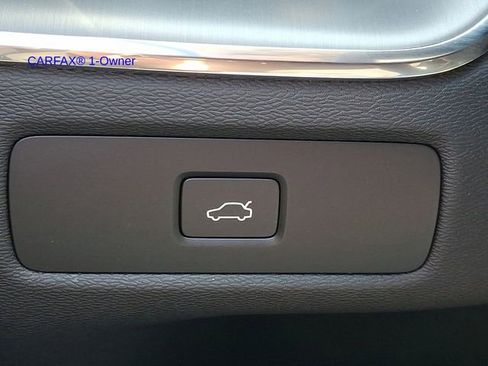 Certified 2023 Volvo XC60 B5 Core AWD/4WD image 26