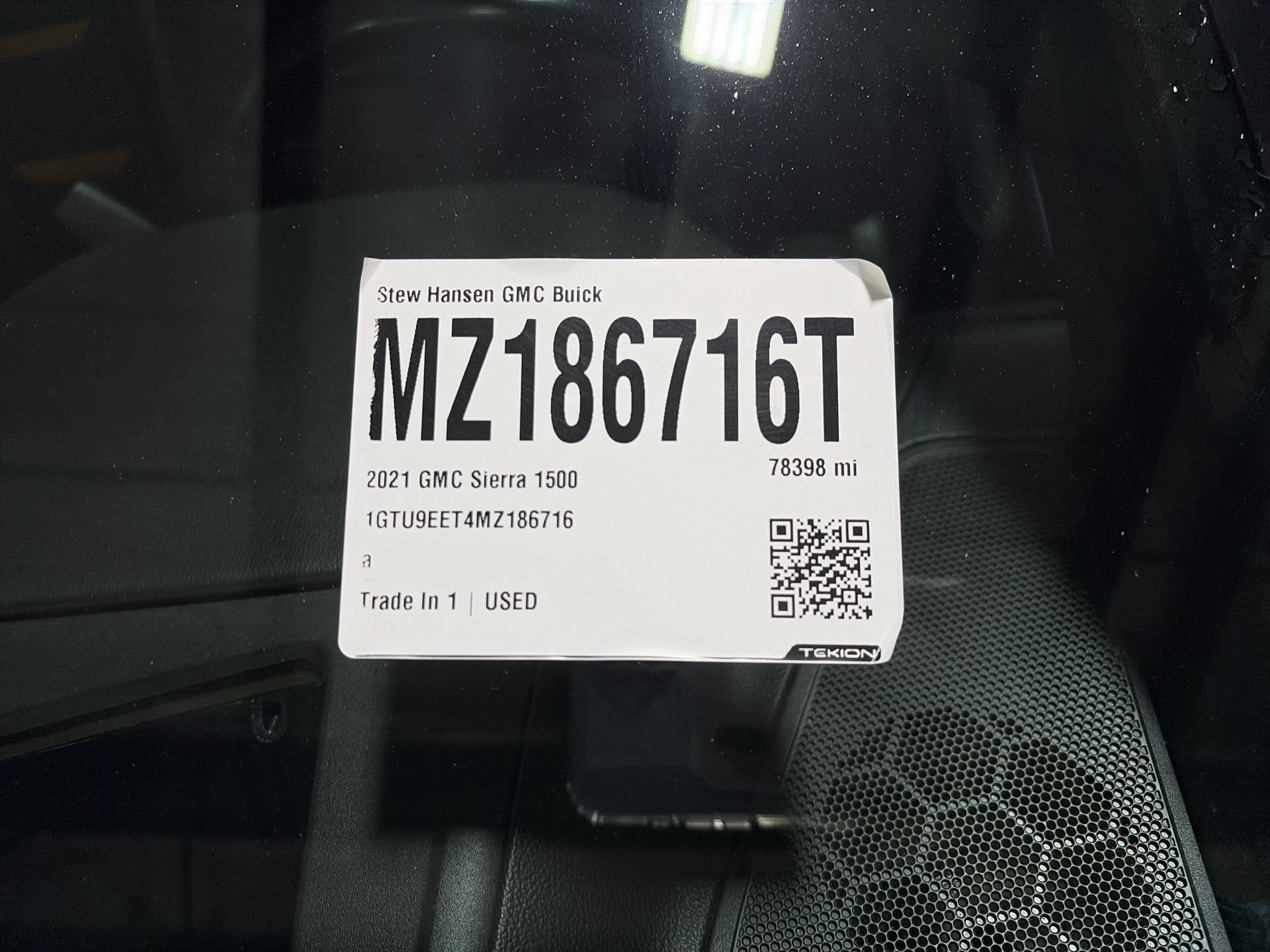 Used 2021 GMC Sierra 1500 AT4 w/ AT4 Carbonpro Edition AWD/4WD image 35