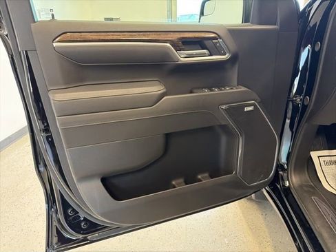 Used 2025 GMC Sierra 1500 Elevation w/ Preferred Package AWD/4WD image 25