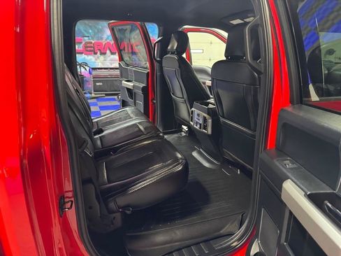 Used 2019 Ford F150 Lariat w/ Equipment Group 502A Luxury AWD/4WD image 15