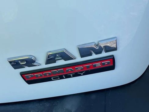 Used 2021 RAM ProMaster City Tradesman FWD image 21