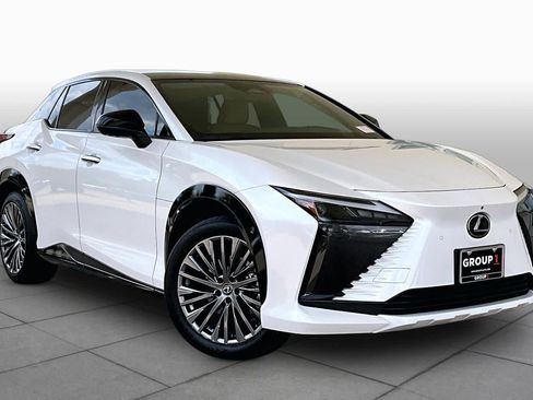 Used 2023 Lexus RZ 450e Premium w/ Accessory Package (2T) AWD/4WD image 2
