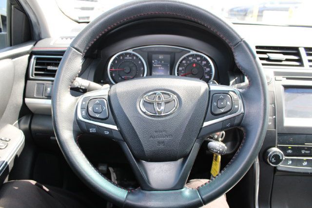 Used 2015 Toyota Camry SE FWD image 15