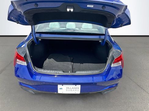 Used 2021 Hyundai Elantra Limited FWD image 27