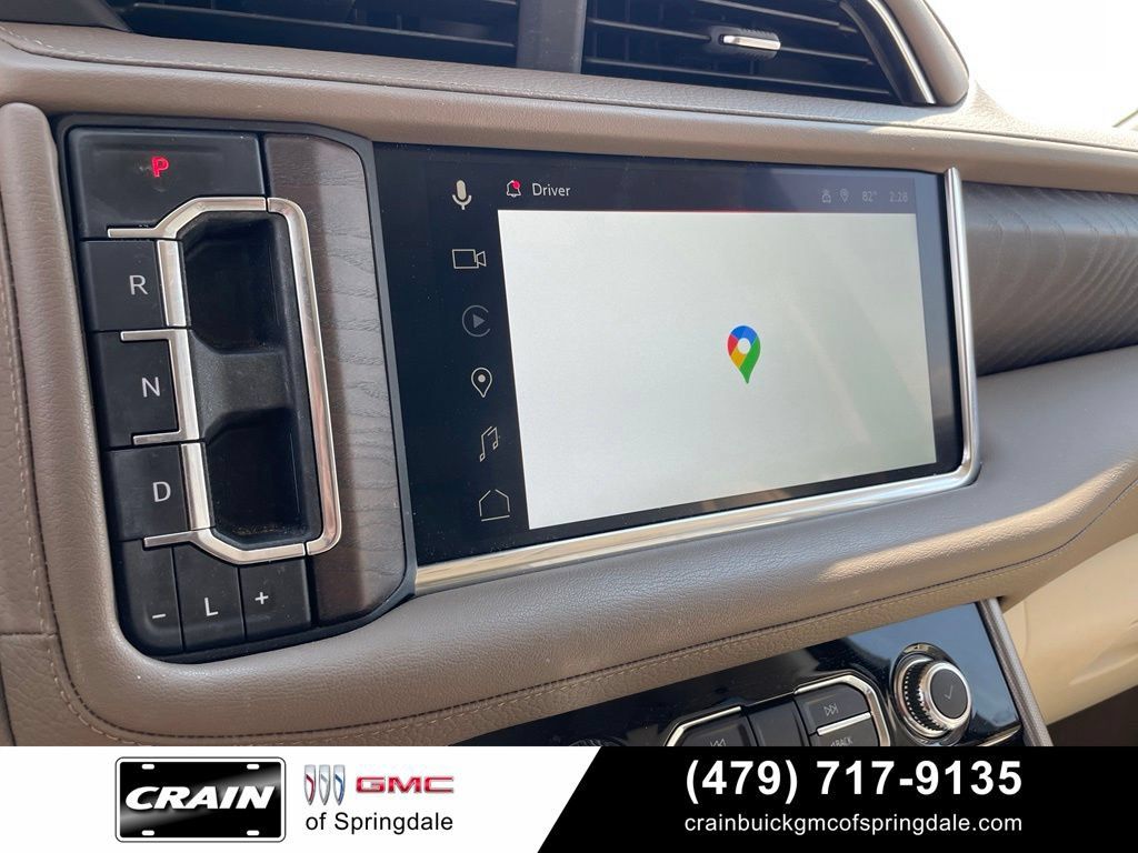 Used 2023 GMC Yukon Denali AWD/4WD image 17