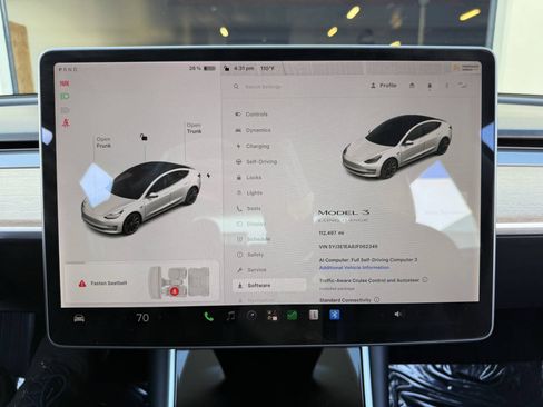 Used 2018 Tesla Model 3 Long Range RWD image 9