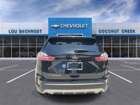 Used 2022 Ford Edge Titanium image 30