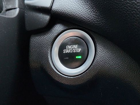Used 2020 Chevrolet Equinox LT FWD image 9