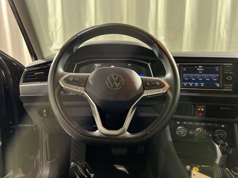 Used 2024 Volkswagen Jetta SE image 22