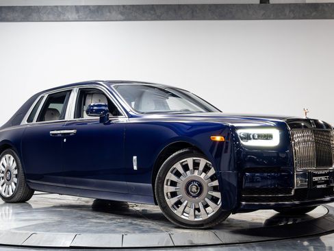Used 2021 Rolls-Royce Phantom Sedan RWD image 68