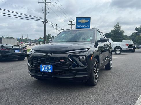New 2025 Chevrolet TrailBlazer RS w/ Convenience Package image 1