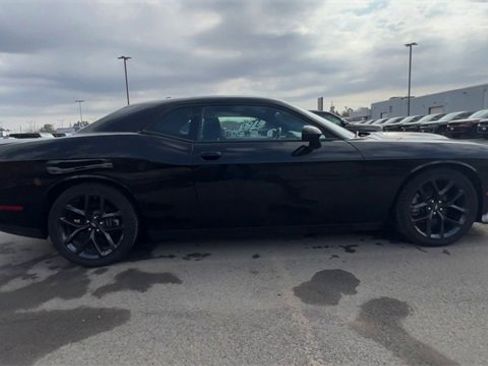 Used 2023 Dodge Challenger R/T w/ Blacktop Package image 9