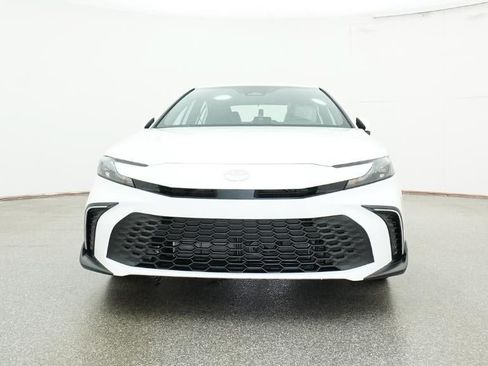 New 2026 Toyota Camry SE FWD image 31