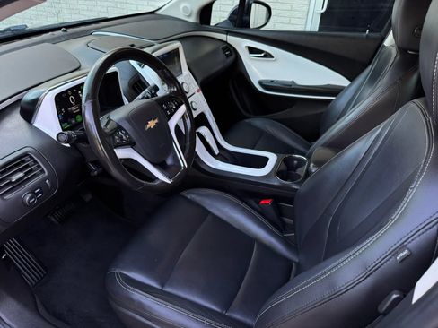 Used 2015 Chevrolet Volt Premium w/ Premium Trim Package FWD image 14