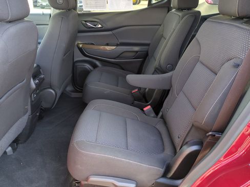 Certified 2023 GMC Acadia SLE w/ Driver Convenience Package image 24