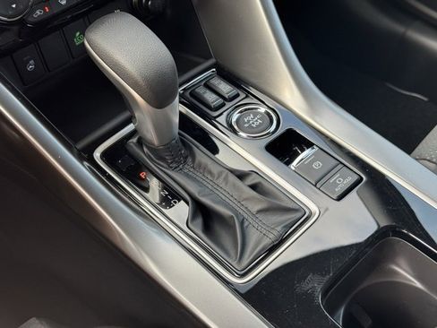 New 2025 Mitsubishi Eclipse Cross AWD image 30