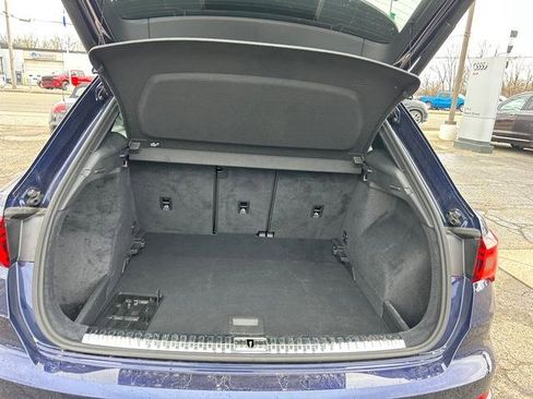 Used 2024 Audi Q3 2.0T Premium w/ Convenience Package image 21