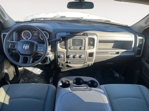 Used 2018 RAM 2500 Tradesman w/ Chrome Appearance Group image 10