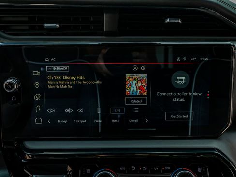 Used 2026 GMC Sierra 2500 AT4X image 25