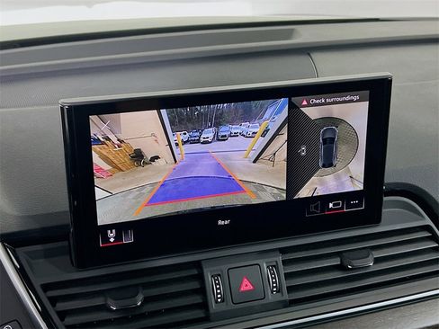 Used 2024 Audi Q5 2.0T Premium Plus image 16