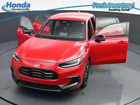 Used 2024 Honda HR-V Sport image 39