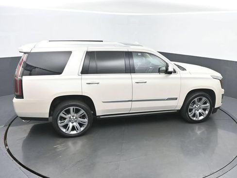Used 2015 Cadillac Escalade Premium AWD/4WD image 43