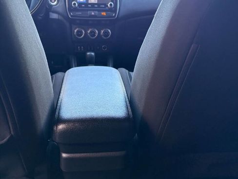 Used 2021 Mitsubishi Outlander Sport ES image 25