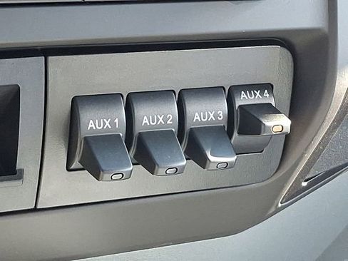 Used 2023 Ford F650 2WD Regular Cab Super Duty image 20