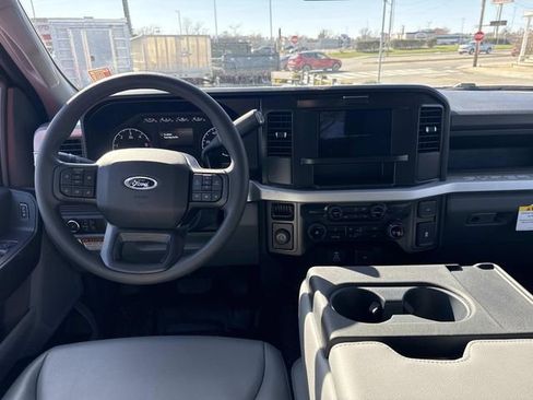 New 2026 Ford F350 XL w/ XL Chrome Package RWD image 5