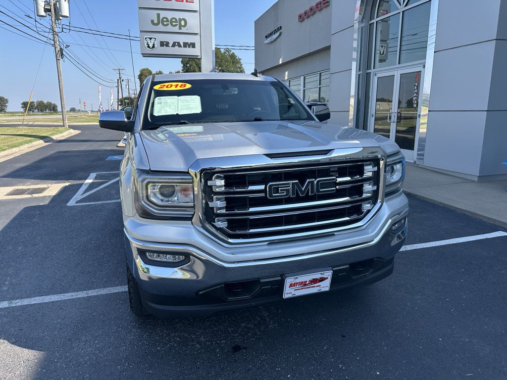 Used 2018 GMC Sierra 1500 SLT w/ SLT Premium Package AWD/4WD image 4