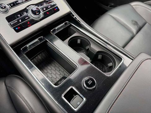 Used 2022 Lincoln Aviator AWD w/ Premium Package image 31