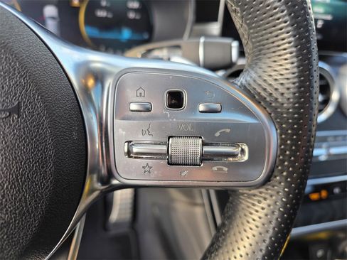 Used 2023 Mercedes-Benz GLC 300 4MATIC Coupe image 18