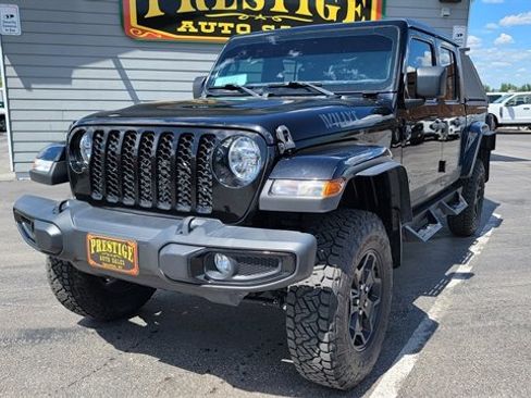 Used 2021 Jeep Gladiator Sport AWD/4WD image 2