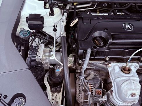 Used 2018 Acura TLX image 51