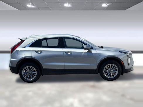 Certified 2025 Cadillac XT4 Premium Luxury FWD image 7
