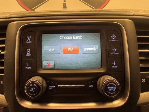 Used 2016 RAM 1500 Express AWD/4WD image 18