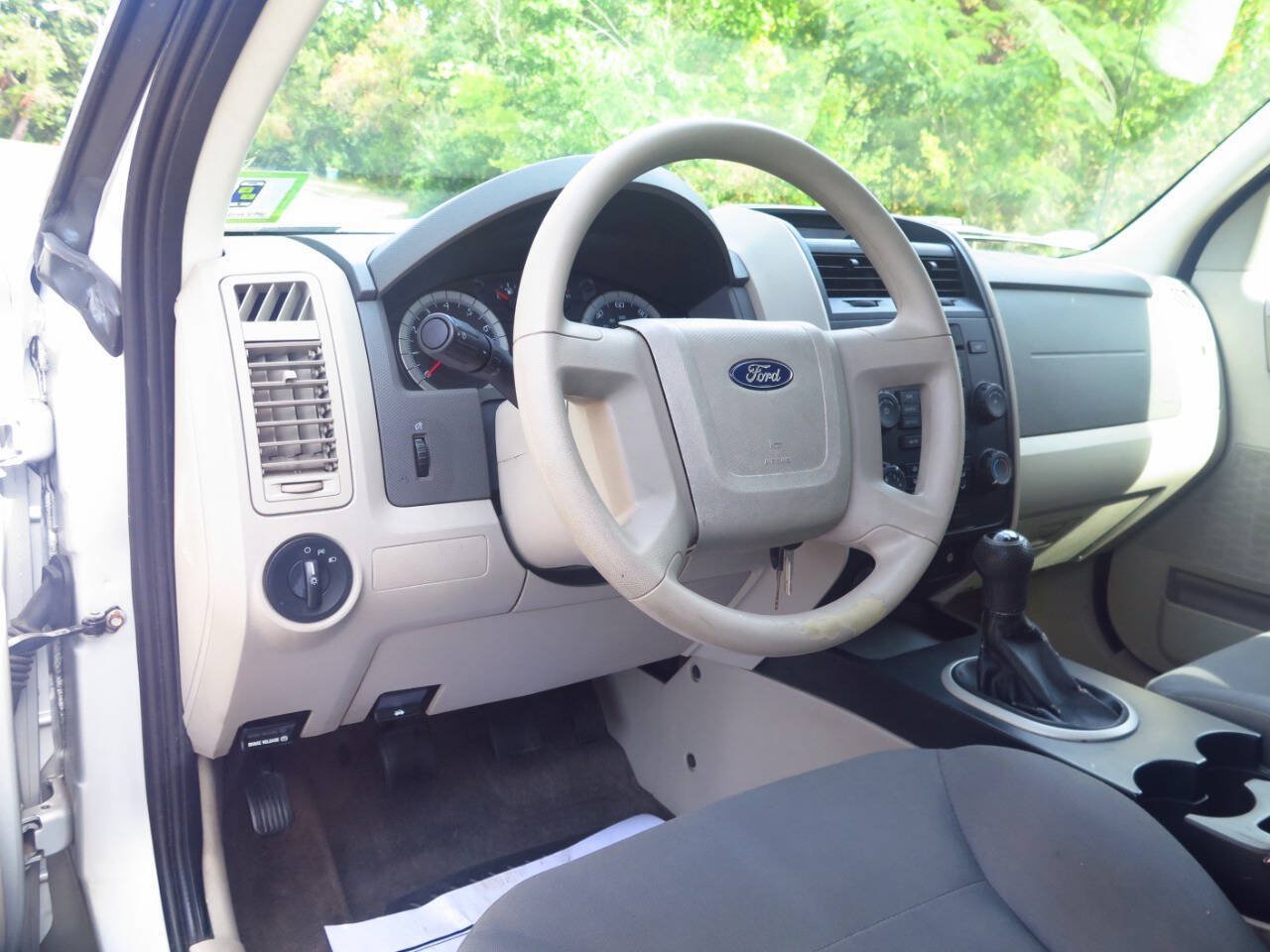 Used 2008 Ford Escape XLS FWD image 12