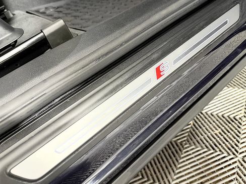 Used 2020 Audi SQ5 Premium w/ Convenience Package image 55