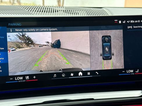 Used 2025 BMW M5 w/ Executive Package image 22