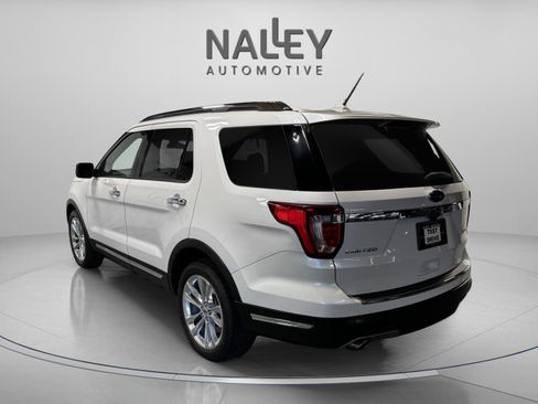 Used 2018 Ford Explorer Limited w/ Equipment Group 301A image 3