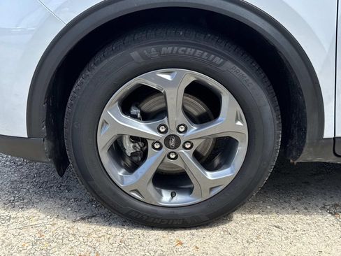Used 2025 Ford Escape ST-Line FWD image 4