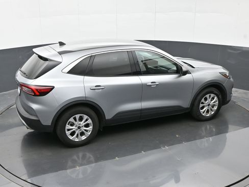 Used 2024 Ford Escape Active w/ Tech Pack #1 FWD image 31