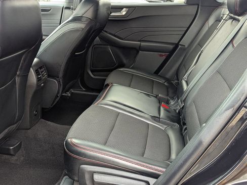 Used 2025 Ford Escape ST-Line Select AWD/4WD image 20
