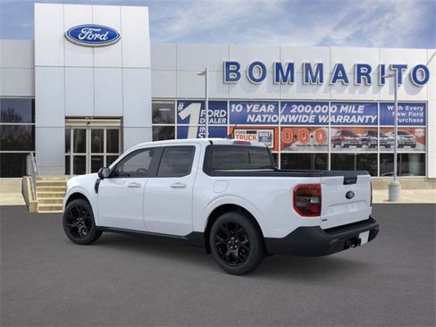 New 2025 Ford Maverick Lariat w/ Black Appearance Package image 4