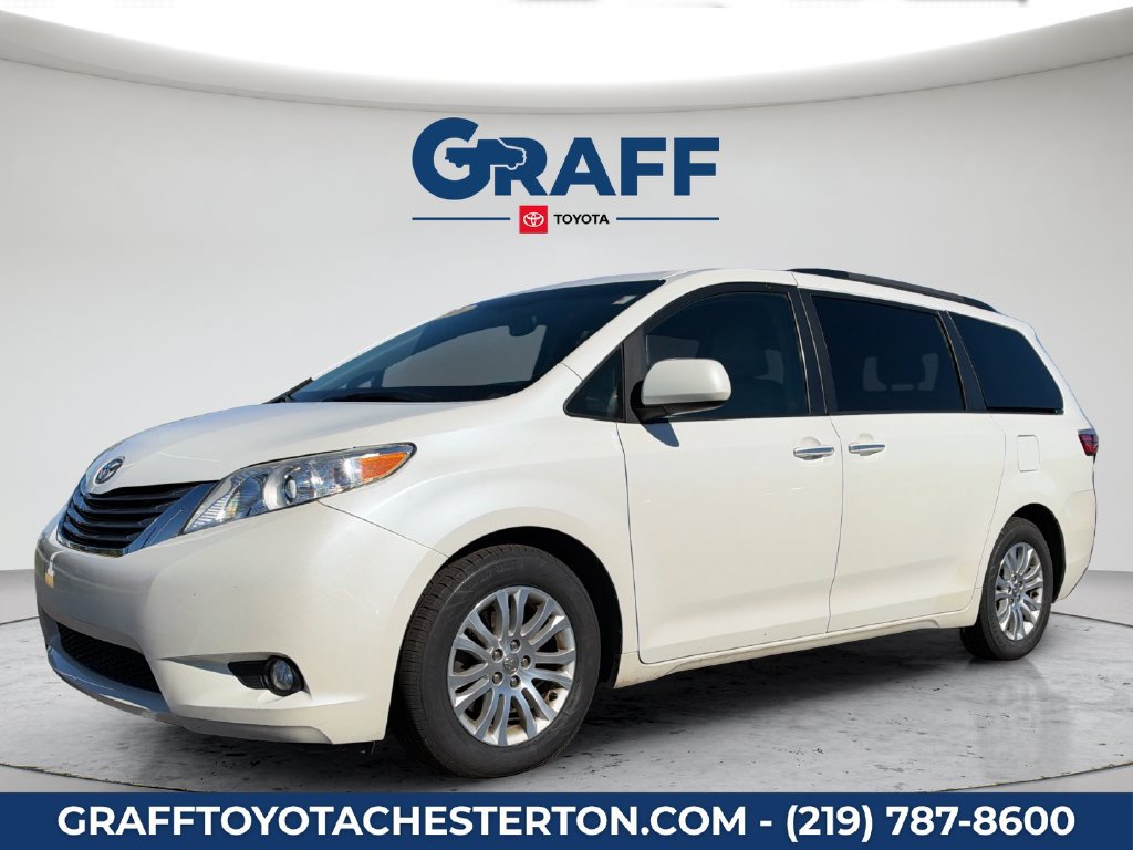 Used 2016 Toyota Sienna XLE FWD image 10