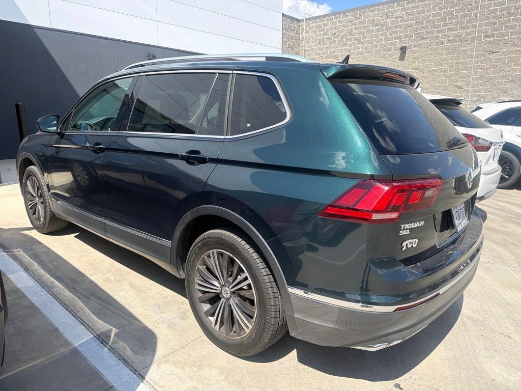 Used 2018 Volkswagen Tiguan SEL AWD/4WD image 7